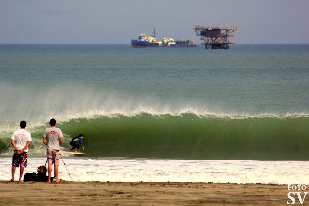 Lapa Lapa Lobitos Bungalows Hotel Bagian luar foto